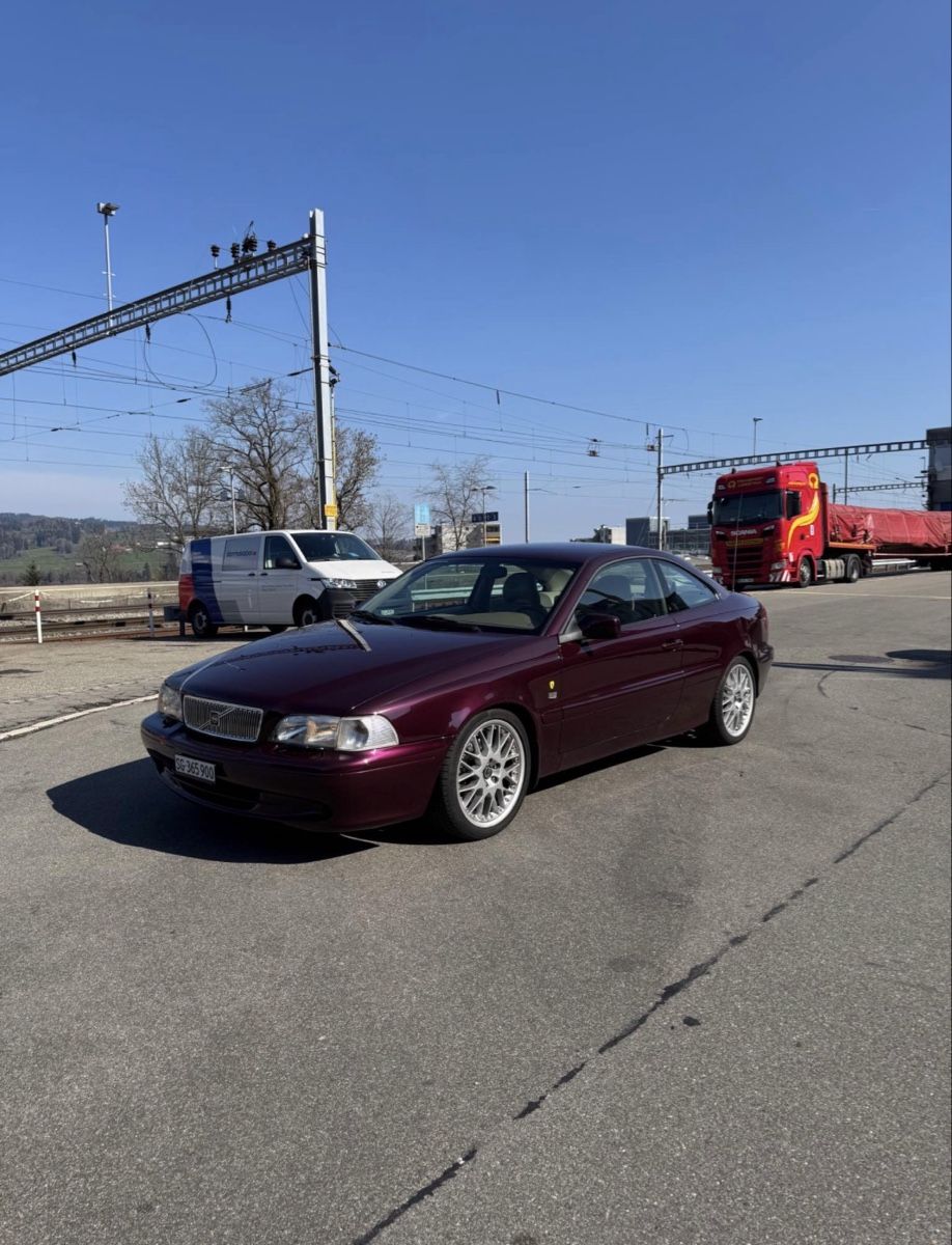 Volvo Automobili: Volvo C70 T5 – Usato da St. Gallen venduto da dar_mty2