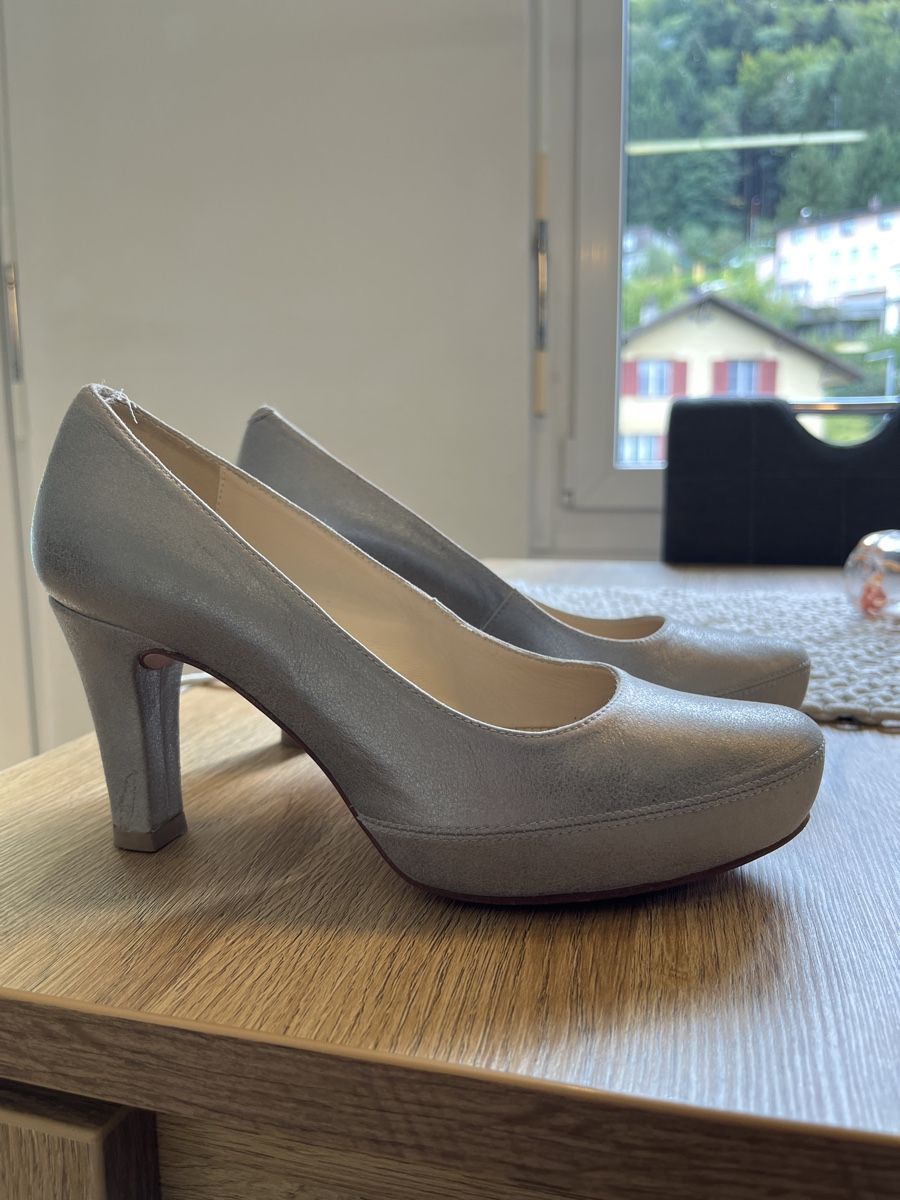 Unisa Damenschuhe: Unisa Pumps, Silber, Grösse 36 – Gebraucht aus Chur von cel_sqj2 1
