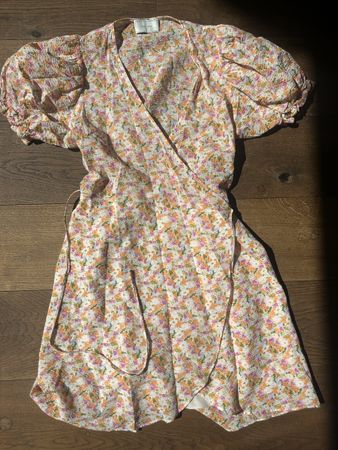 Blümchen Wickelkleid kurz Gr. S leichte Sommer Vibes 💐