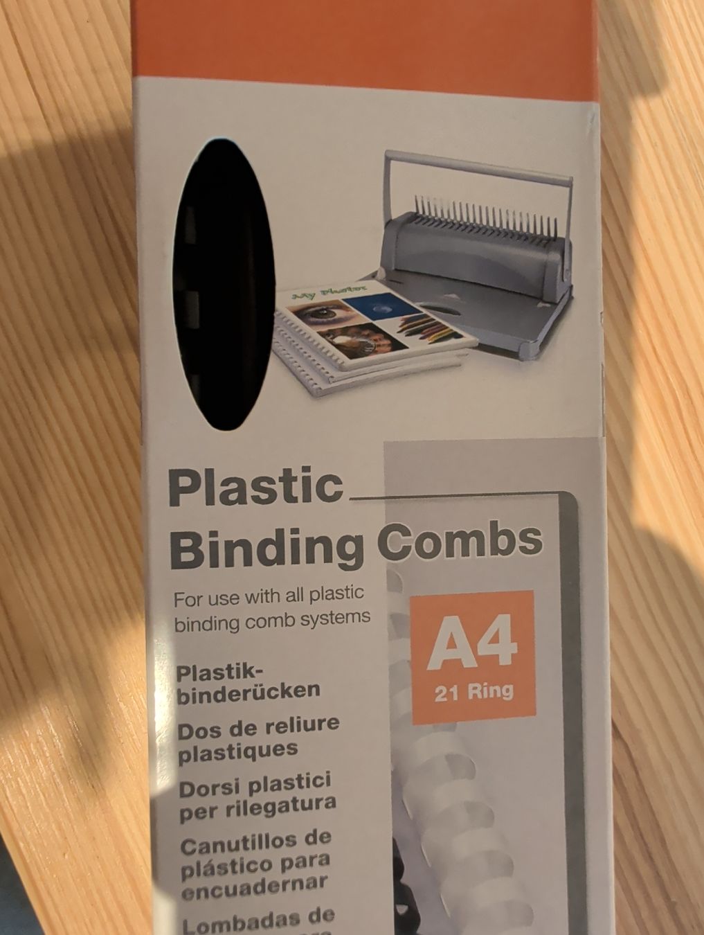 Tutti gli attrezzi: Plastikbinderrücken – Usato da Rüti zh venduto da hae_p9fs