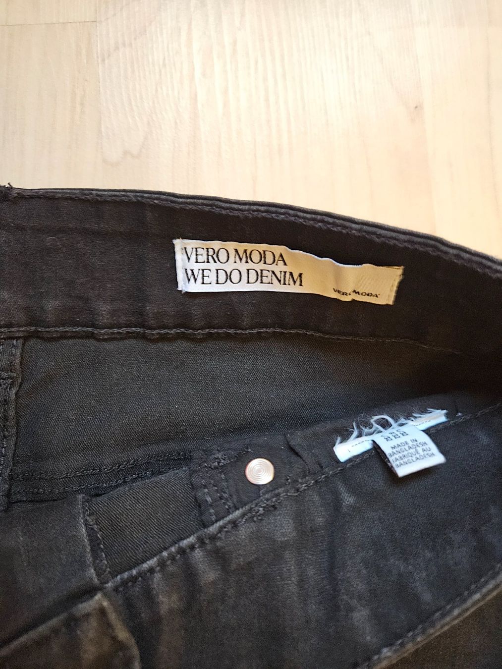 Vero Moda Jeans: Jeanshose Gr. L – Usato da Domat/Ems venduto da Snoopy20010 2