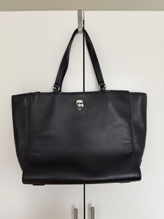 Karl Lagerfeld Tasche in schwarz aus Leder