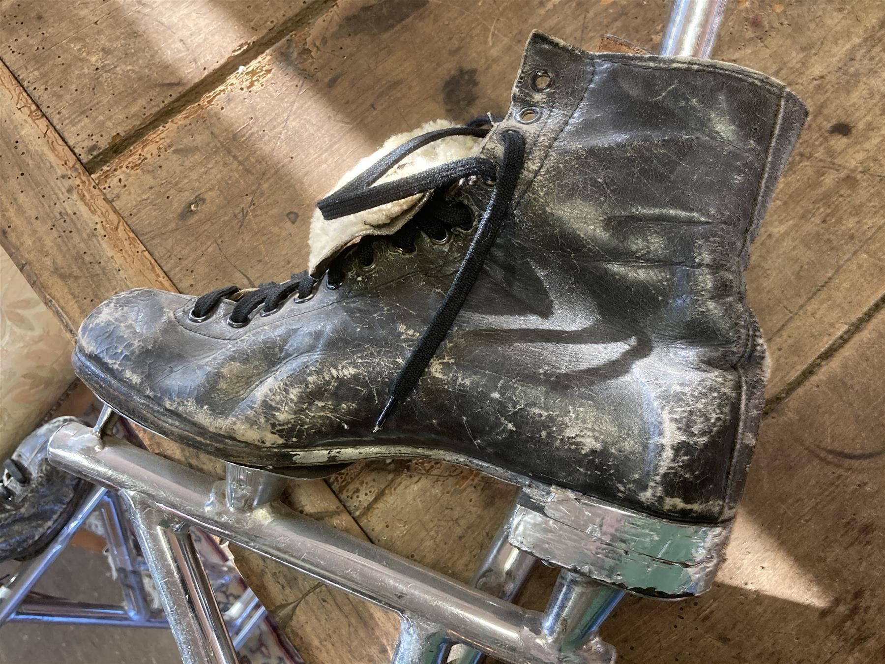Pattini da ghiaccio: Museal Schlittschuhe Eiskunstlauf Schlöf – Usato da Bern venduto da Jwpm66 6