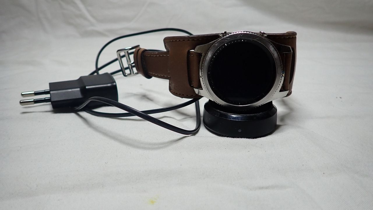 Samsung Smartwatch: SAMSUNG Gear S3 Classic – Usato da Mettmenstetten venduto da Nose 3
