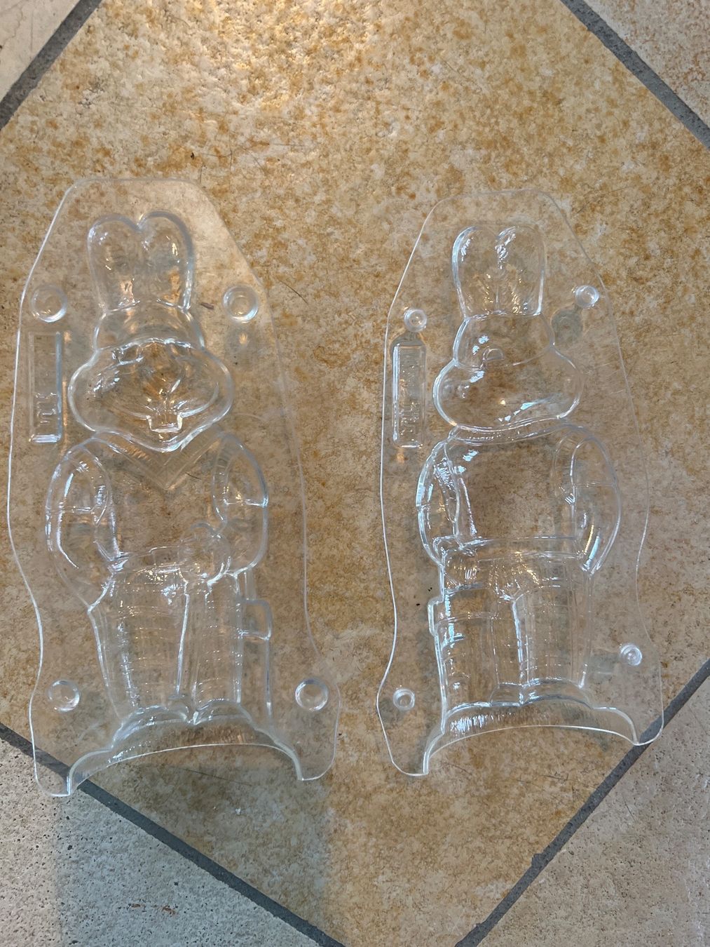 Backformen: Osterhasegussform Hase mit Golfschläger – Gebraucht aus Egg b. Zürich von SwissTradingAgency 3