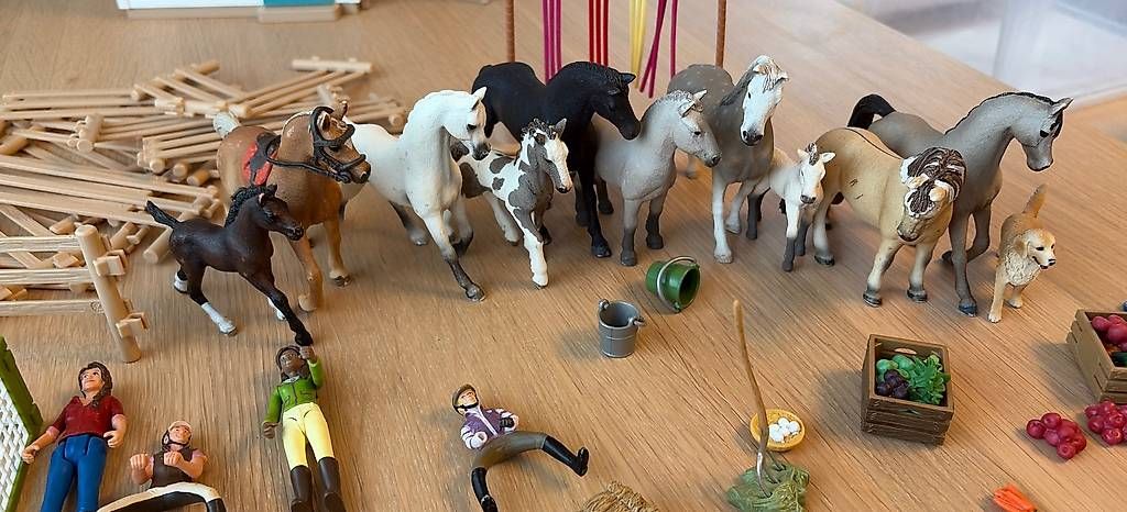 Spielzeuge: Schleich Pferde Zaun – Gebraucht aus Hinterforst von moliki 4