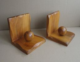 Alte Buchstützen aus Holz mit Holzkugeln 2Stk.