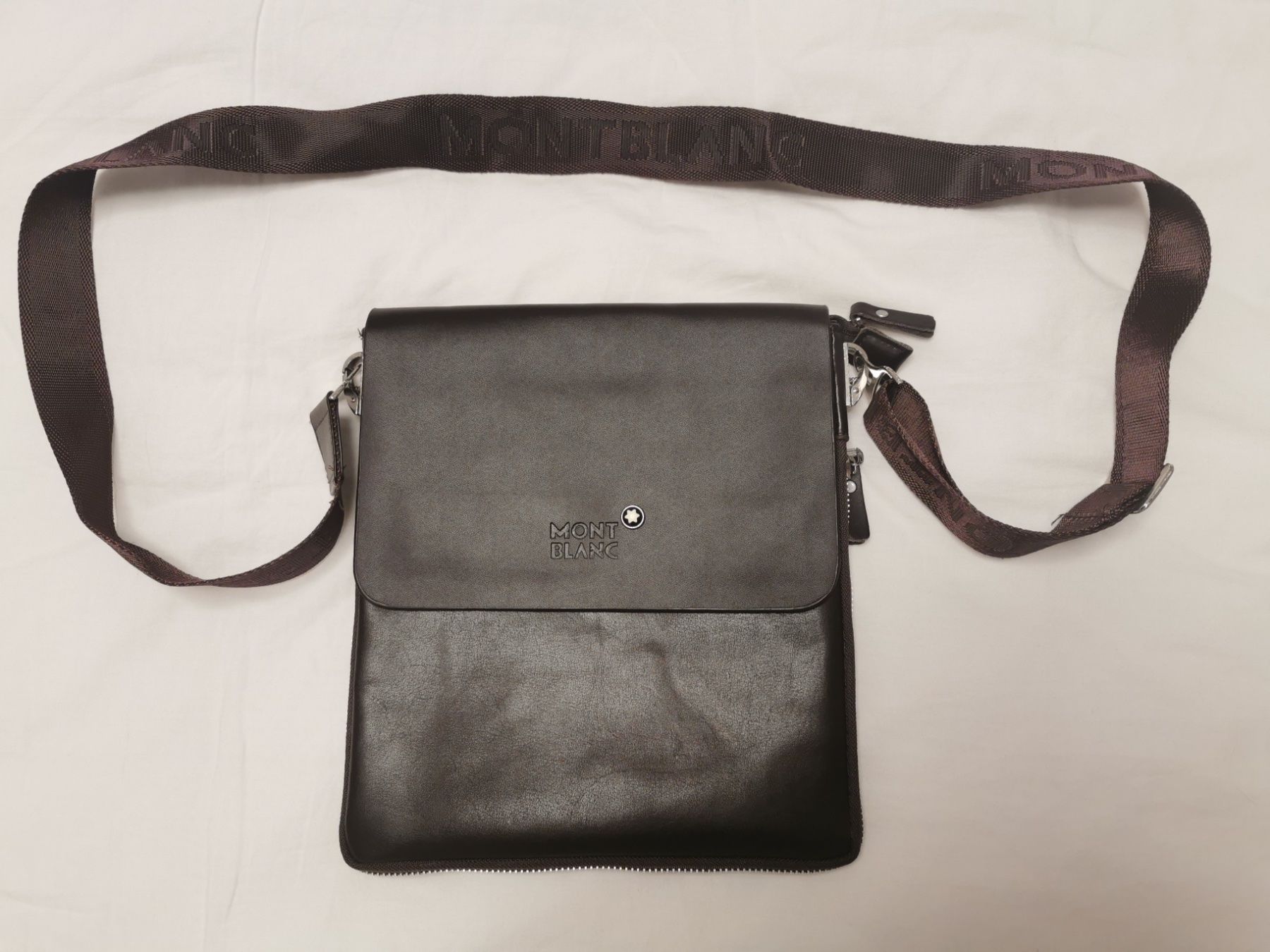 Autres vêtements & accessoires: MONT BLANC – D'occasion à Agno par cavallopazzo72