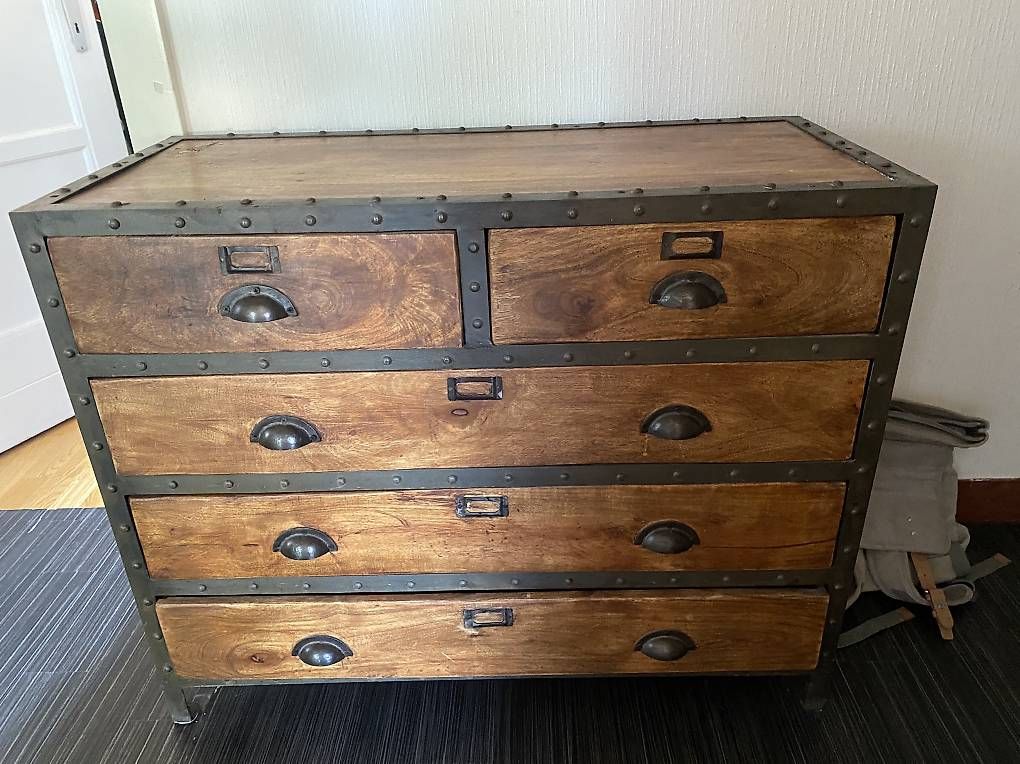 Cassettiere: Meuble en bois – Usato da Bussigny venduto da all_wc2l