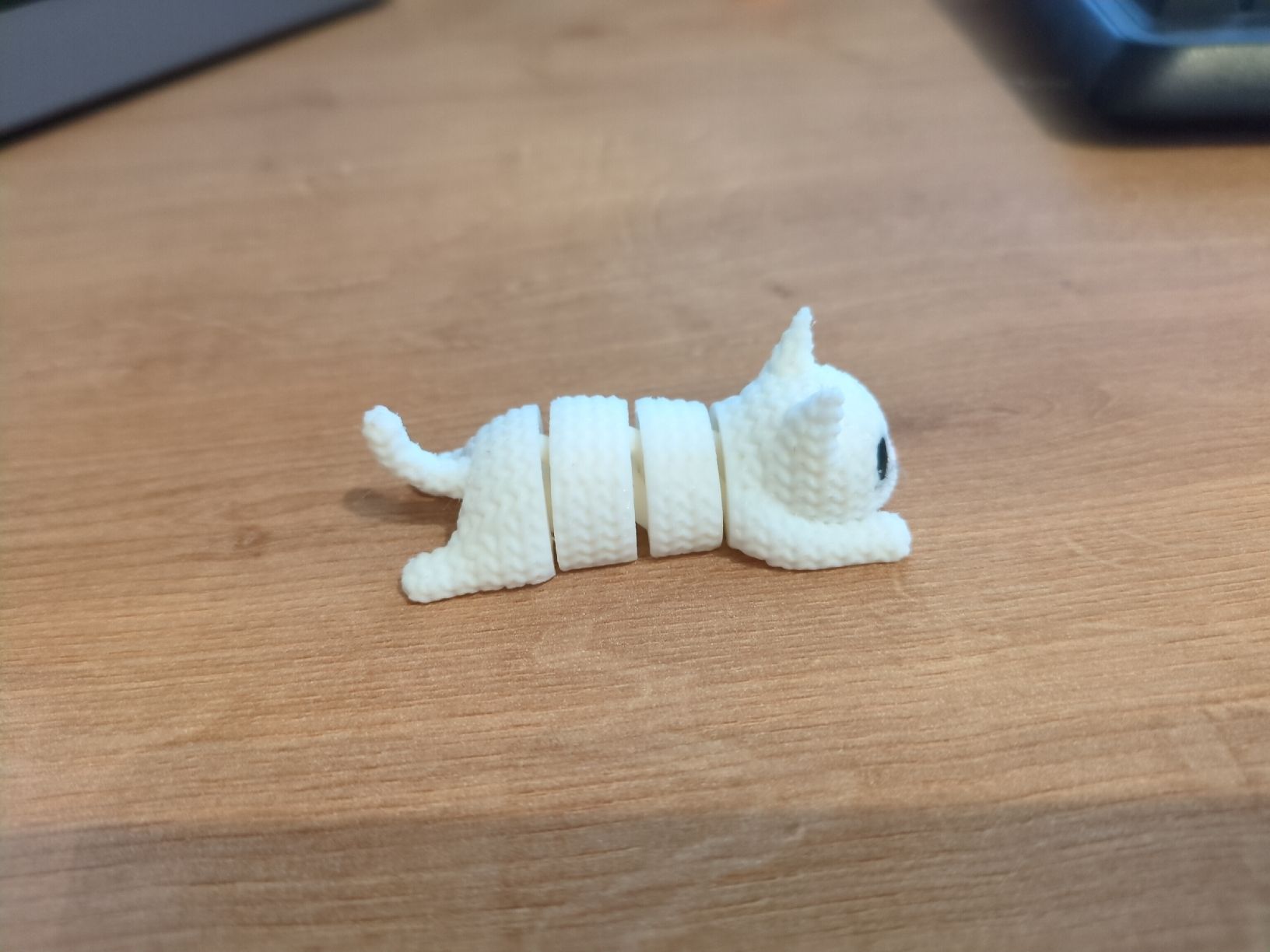 Giocattoli: Adorable chat blanc articulé – Nuovo (secondo la descrizione) da Corminboeuf venduto da MrGP87 2