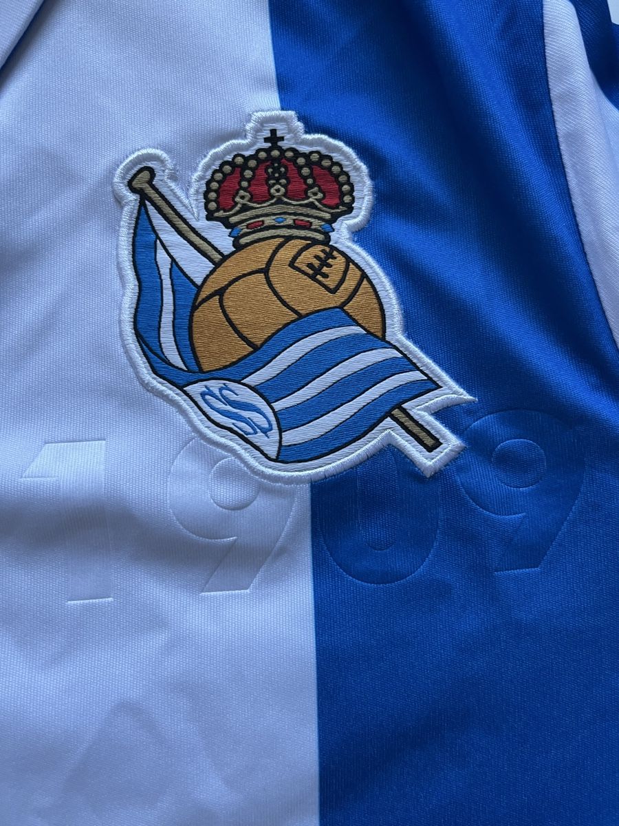 Maillots de corps & Pantalons: Maillot real sociedad  – Neuf avec emballage d'origine à Chambésy par Louwall_football 1