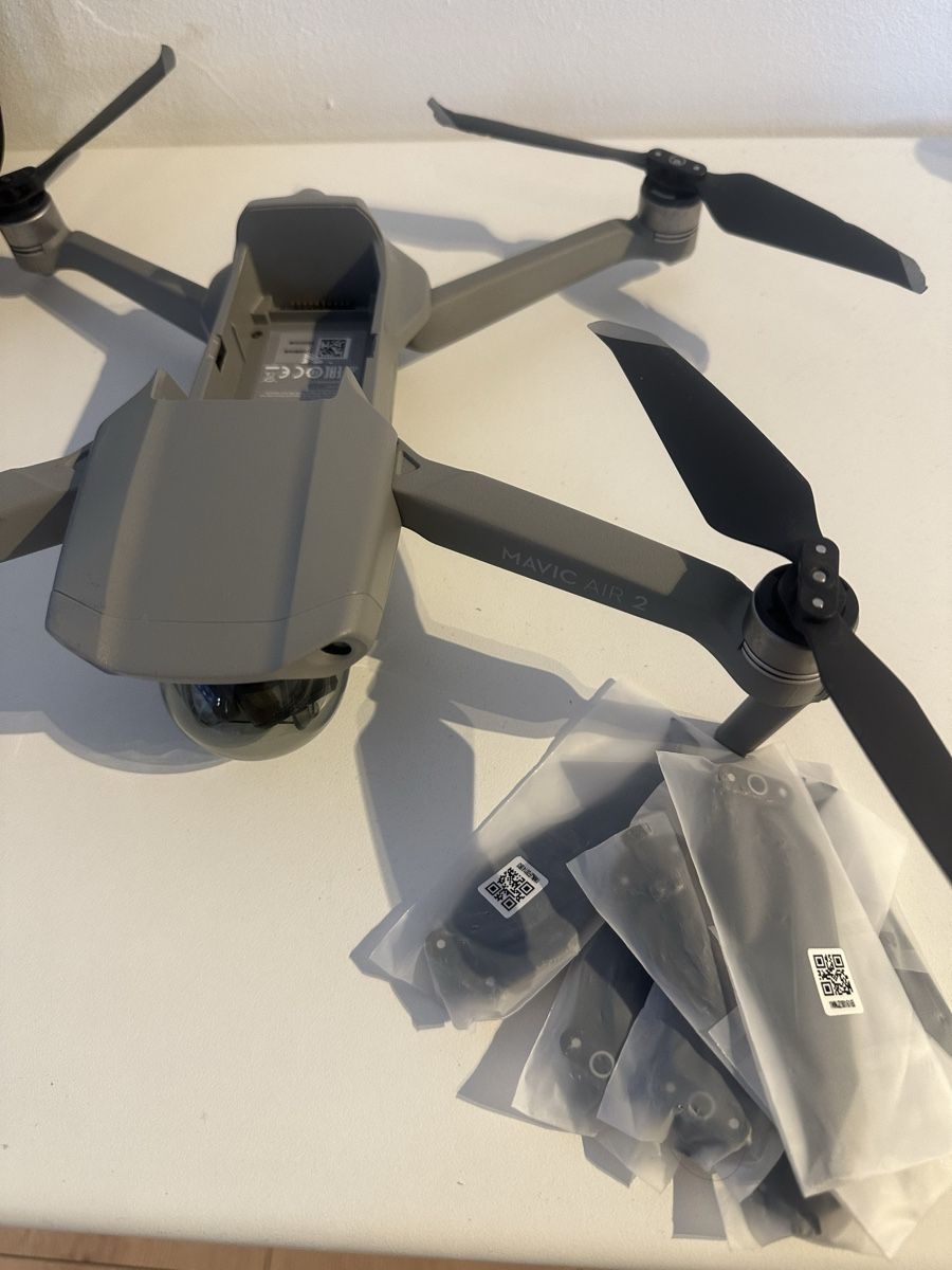 DJI Action Cam: DJI AIR 2 mini fly more package – Usato da Genève venduto da iro_f9qr 5