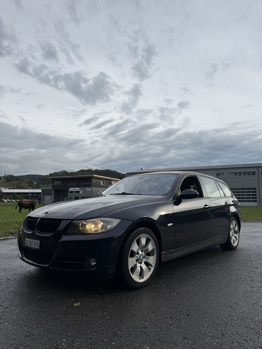 BMW Automobili: BMW E91 320i AB MFK AB 1.-CHF BLITZAUKTION – Usato da Lüchingen venduto da chb_8mm8 4