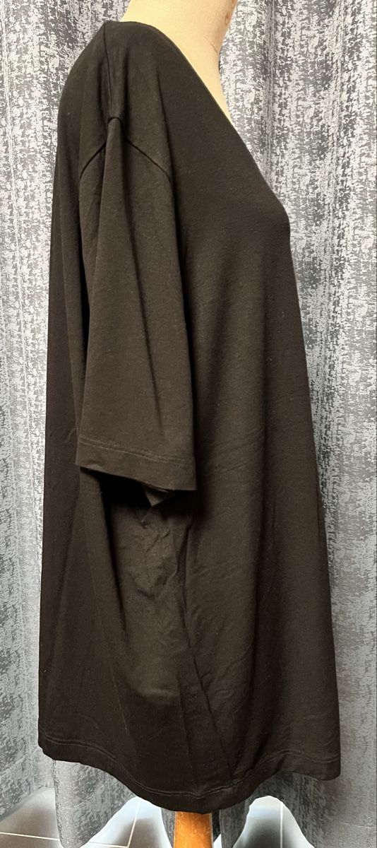 T-Shirts: Schwarzes bequemes Shirt, Grösse 50 – Gebraucht aus Eglisau von regulmei 4