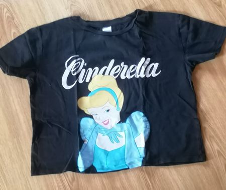 T-shirt, top, haut, pull