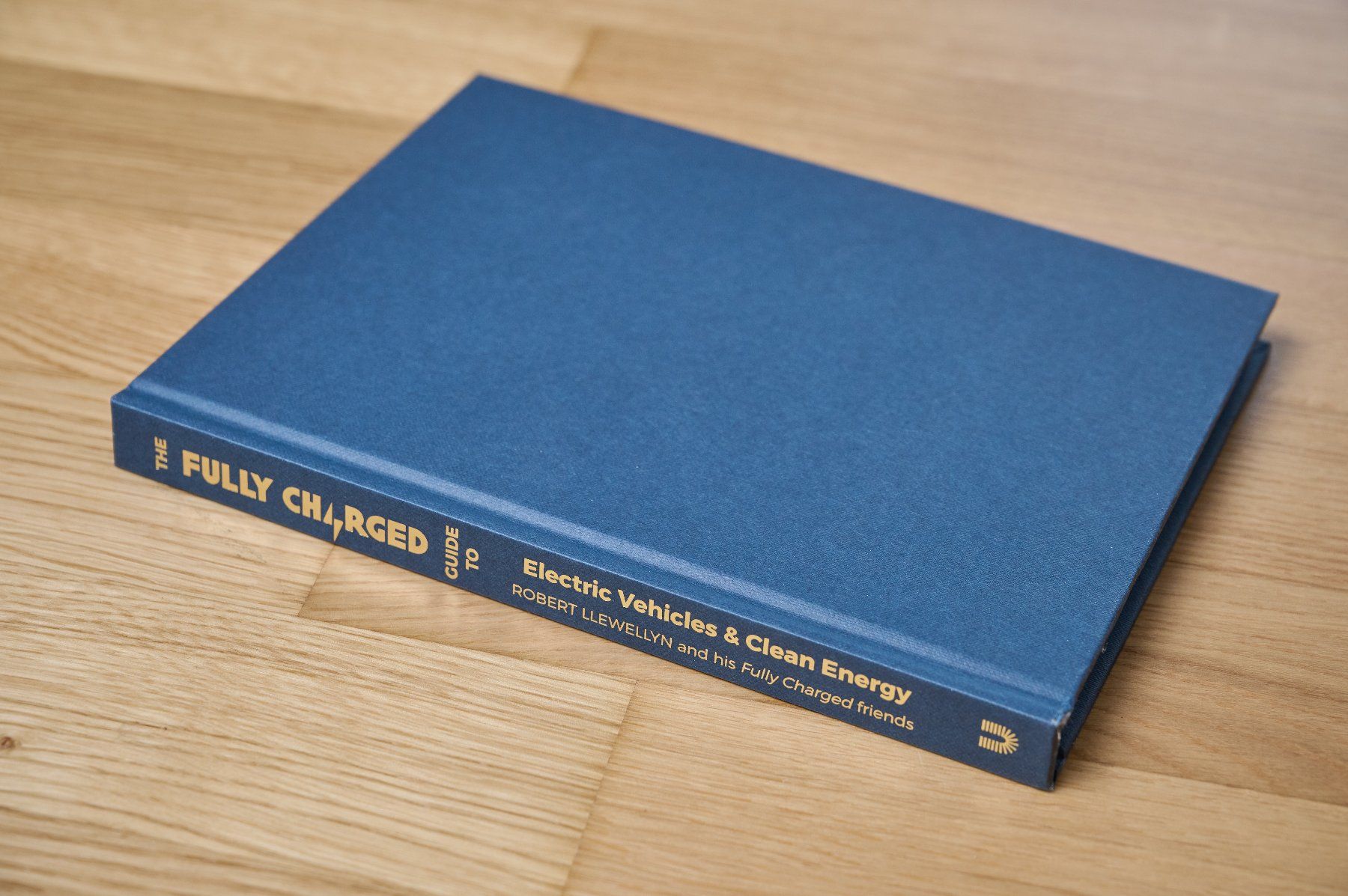 Libri: Fully Charged Guide to Electric Vehicles & Clean Energy – Usato da Frauenfeld venduto da tkel 2