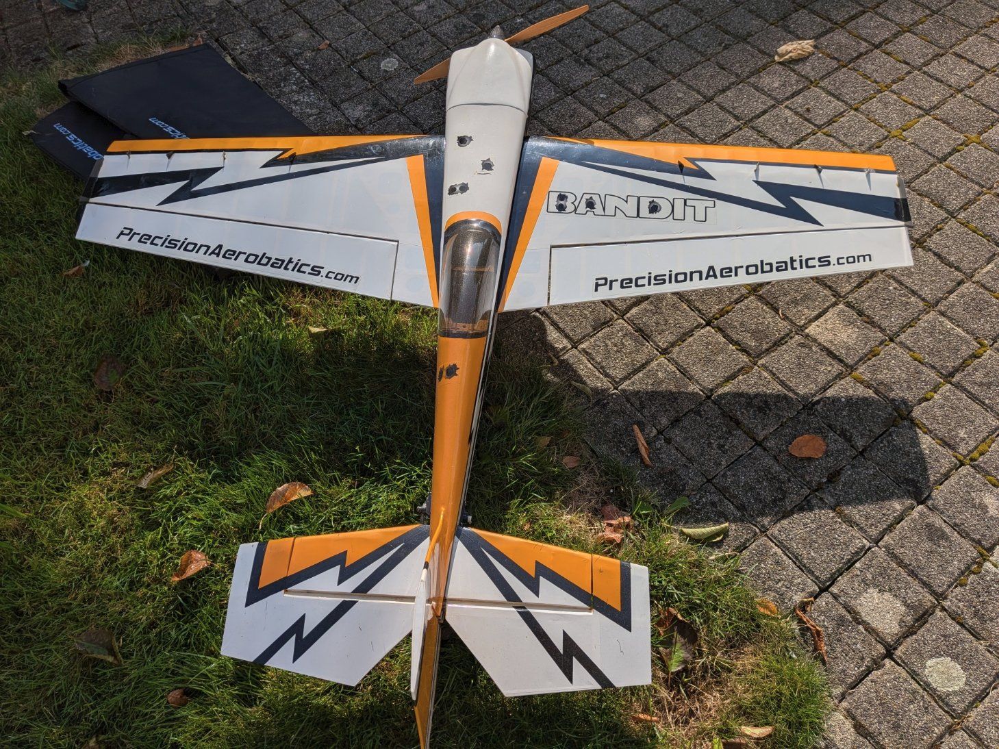 Modellismo RC: Modellflugzeug Precision Airobatic Bandit – Usato da Roggwil TG venduto da Seabird58