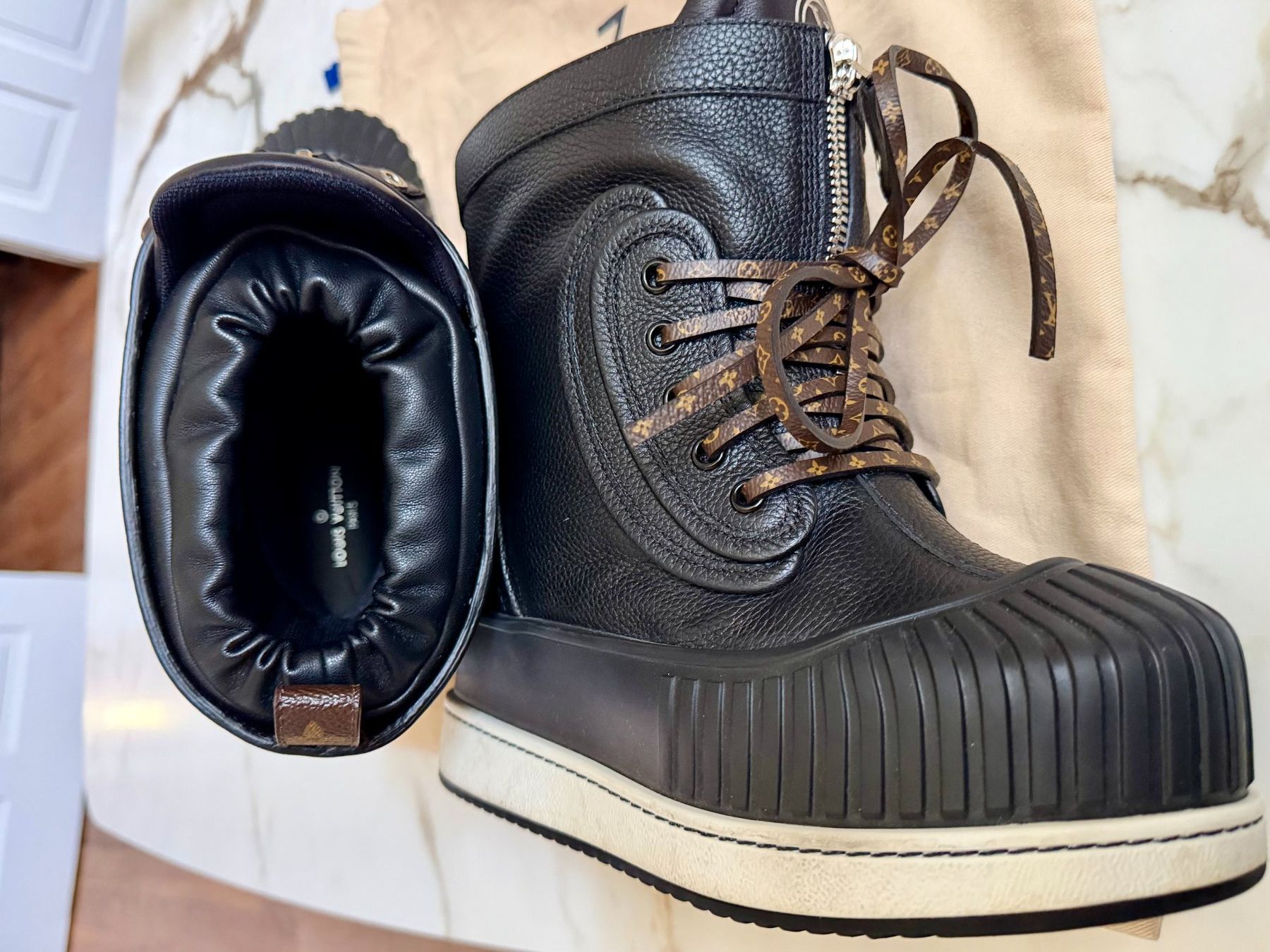 Louis Vuitton Chaussures hommes: Louis Vuitton Snow Boots "Slalom" – D'occasion à Basel par BradPeeters 2