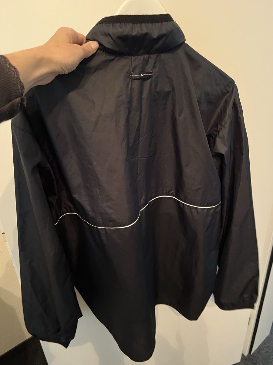 Nike Giacche: Nike rain jacket – Usato da Baar venduto da kri_m7t2 2