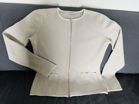 Armani Cardigan zip femme taille 40 Beige et Blanc