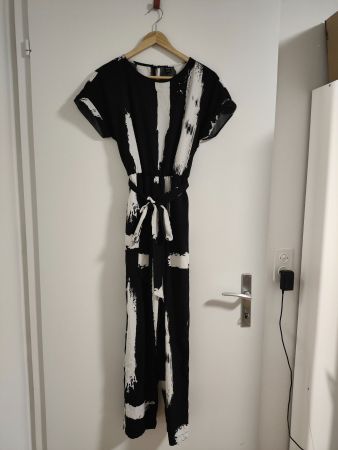 Neu Jumpsuit Overall schwarz weiß 36