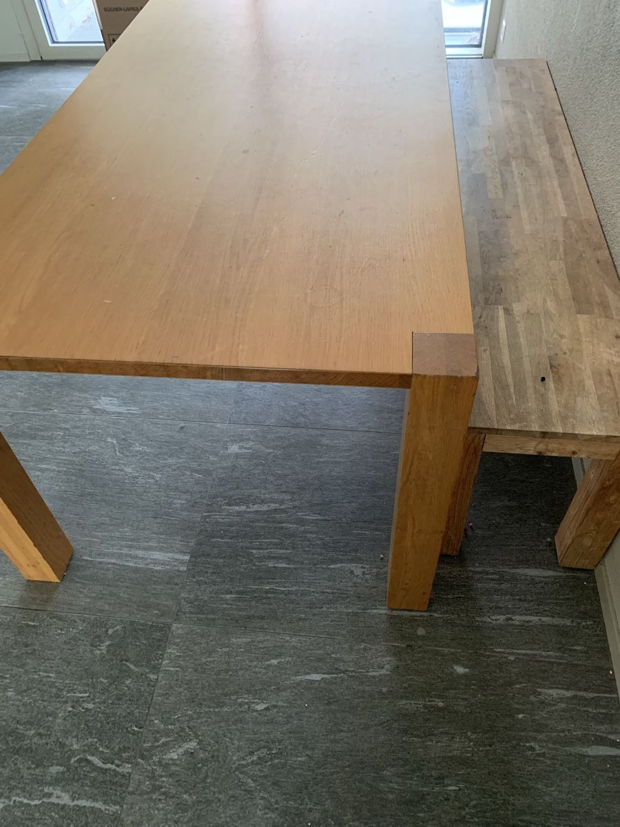 Tavoli: Tisch mit Bank & 6 Stühle  – Usato da Altdorf UR venduto da Muefa30