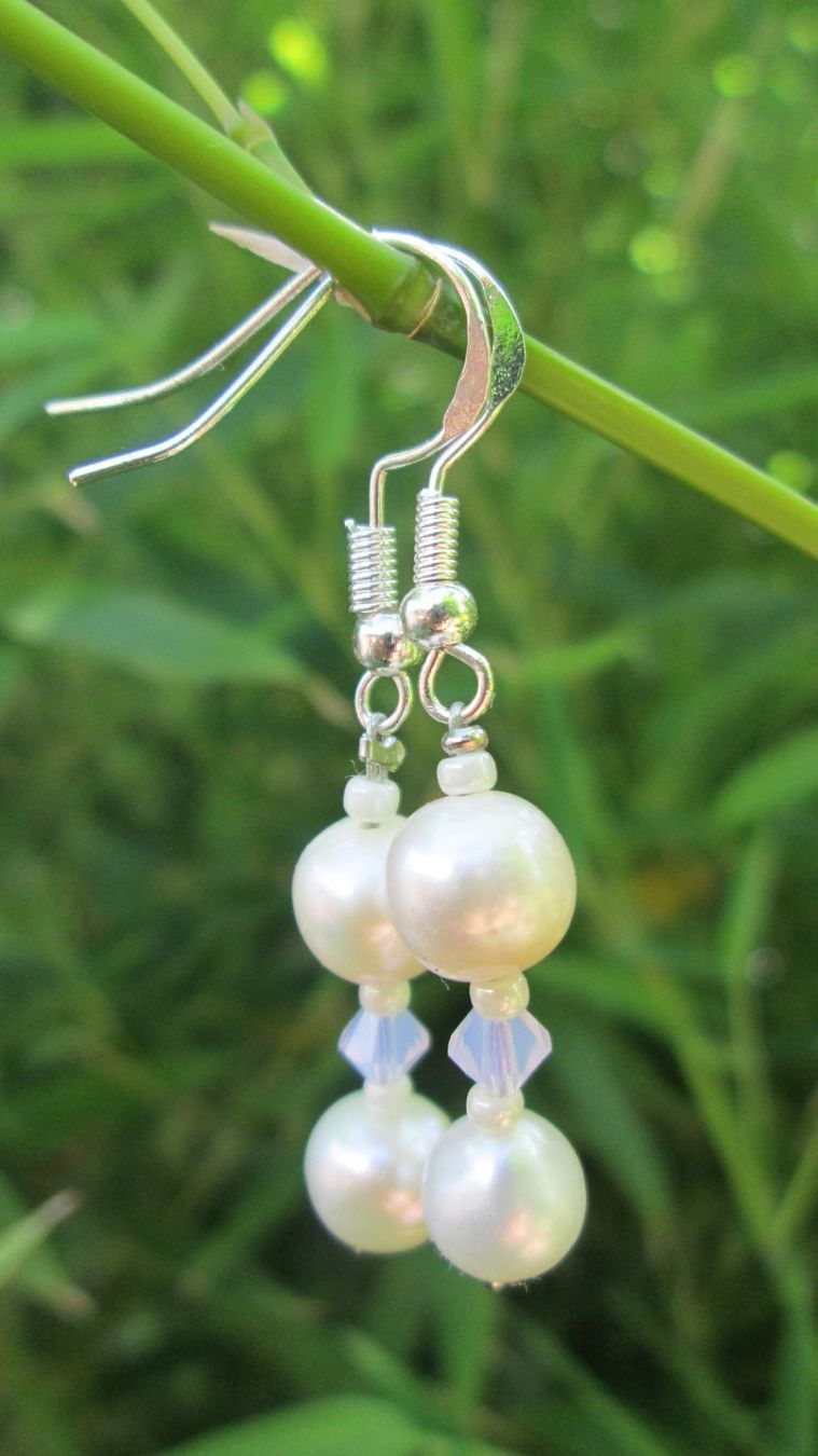 Orecchini pendenti & Orecchini a lobo: Wundervoller Ohrschmuck mit echten Süßwasserperlen Swarovski – Nuovo (secondo la descrizione) da Drochtersen venduto da Simonchen