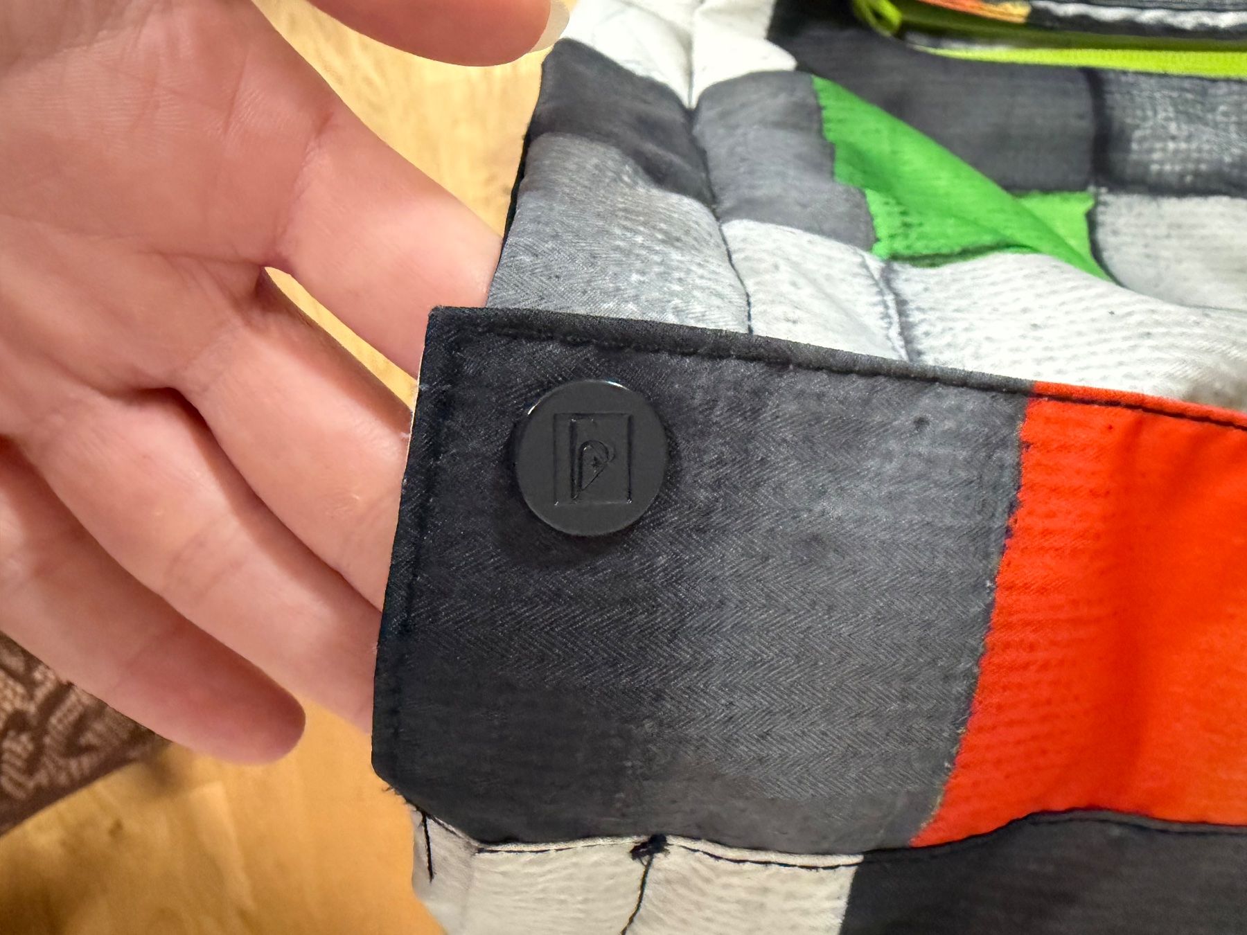 Quiksilver Jacken & Mäntel: Giacca da sci Quicksilver multicolore a quadri usata – Gebraucht aus Giubiasco von asi_svn9 3