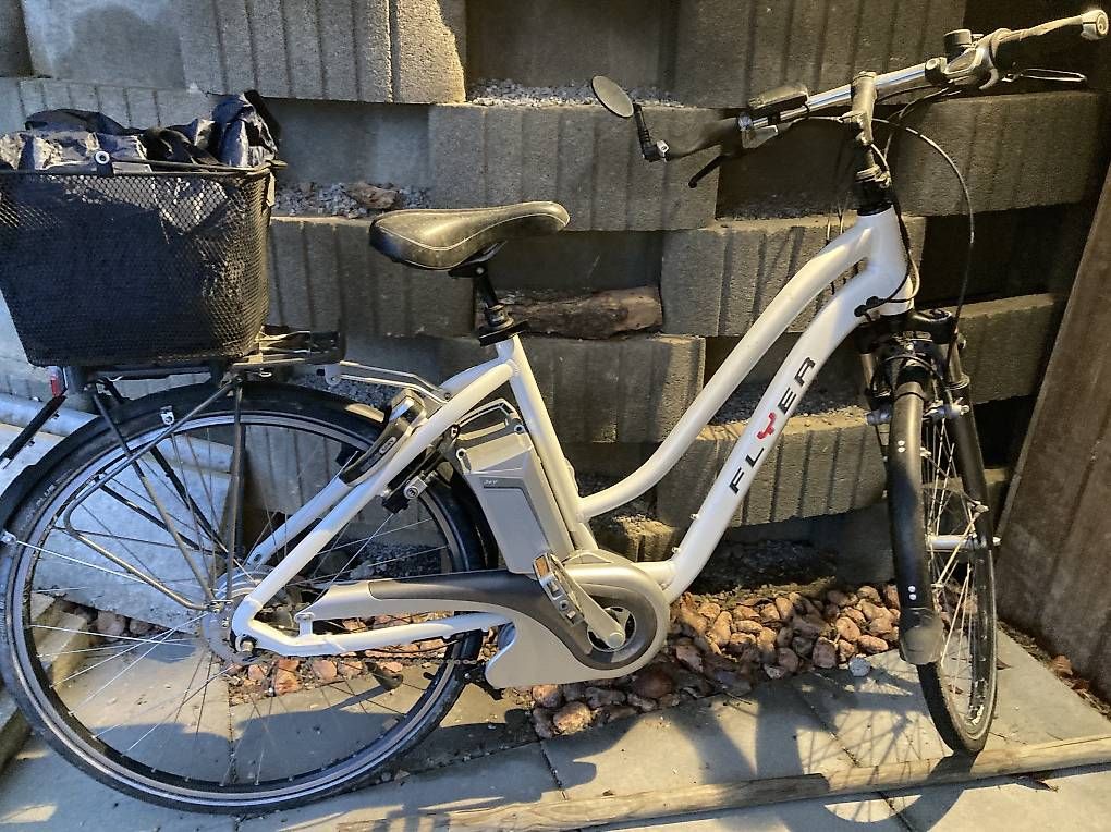 Flyer Biciclette: Flyer eBike 45 km/h weiss, Grösse M – Usato da Thunstetten venduto da miri.beurer