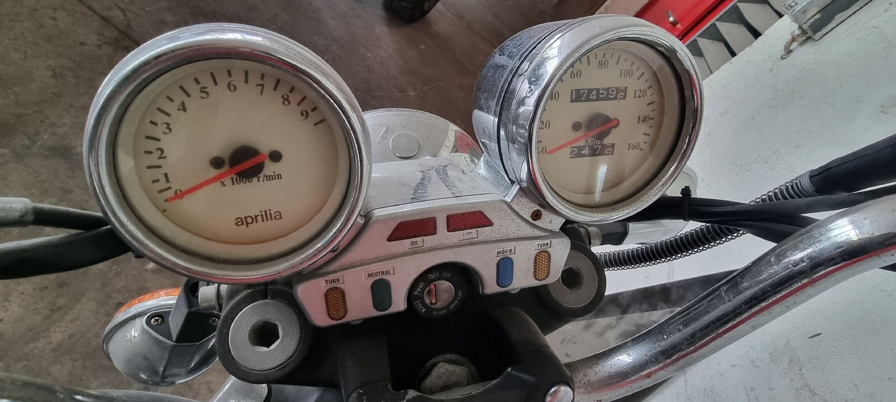 Aprilia Strada: Motorrad 125 Aprillia – Usato da Berschis venduto da treedosha01 4