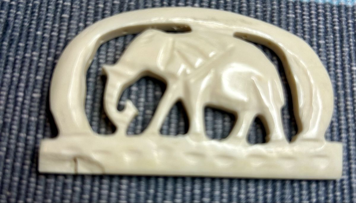 Alle Dekorationen: Éléphant sculpté à la main  Décoration éthnique – Gebraucht aus Petit-Lancy von Pierre_le_voyageur 1