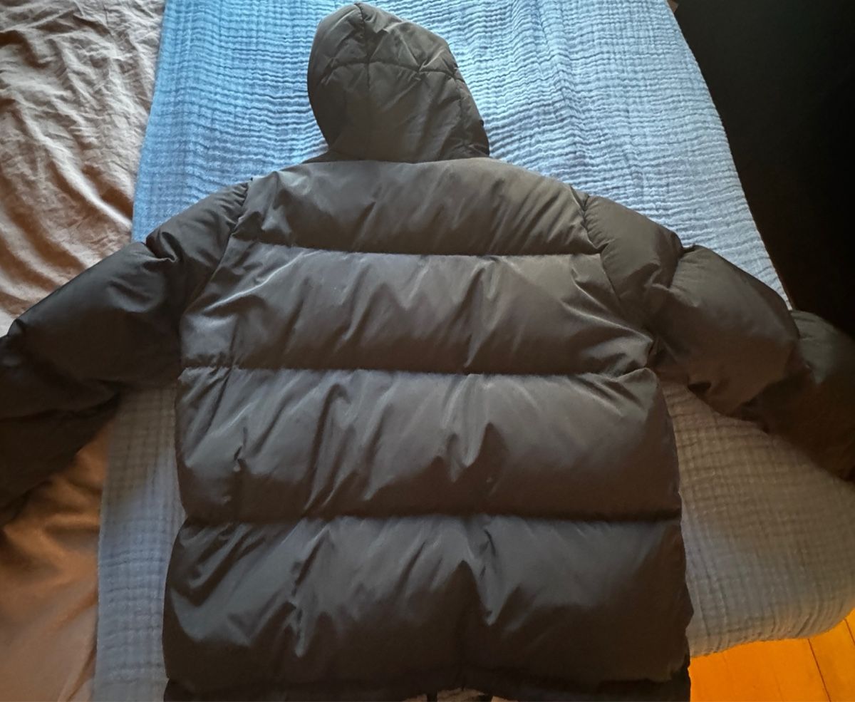 Lacoste Jacken: Lacoste Puffer Jacket Black Size M/L  – Gebraucht aus Steffisburg von J.Nelles 3