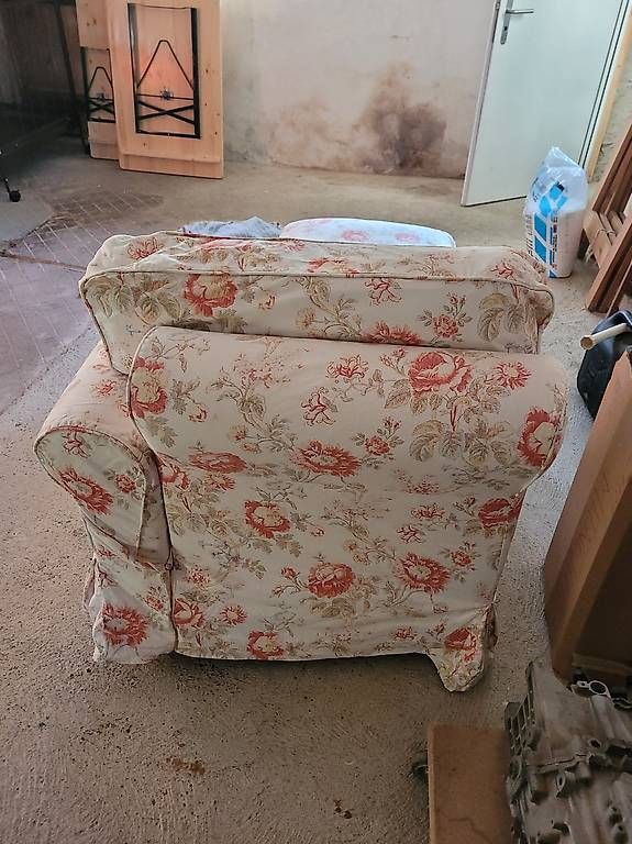 Divani: Recamiere/Sofa – Usato da Schleitheim venduto da Budges 1