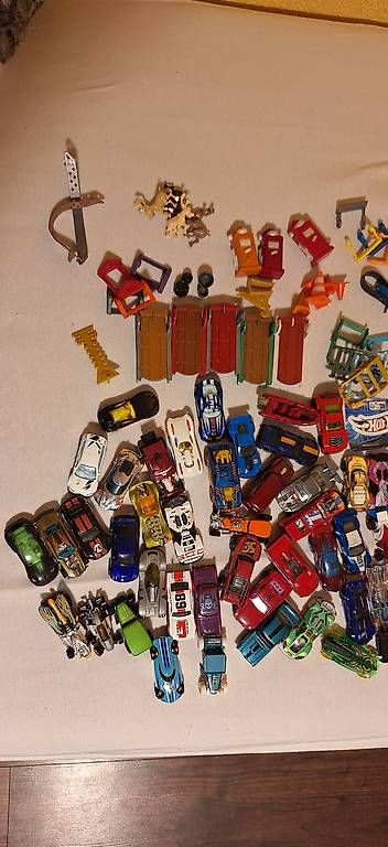 Jouets: Hot Wheel Autos – D'occasion à Kölliken par minimeee 4