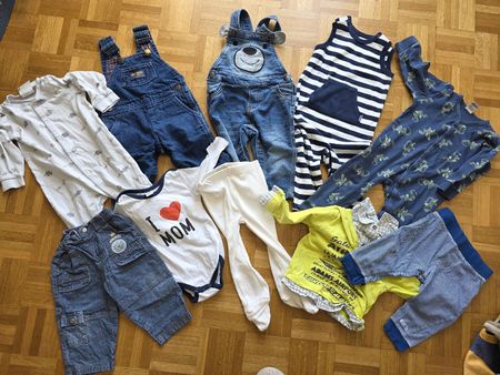 Supersüss Baby Latzhosen Paket Jeans Schlafanzüge Herbst 74