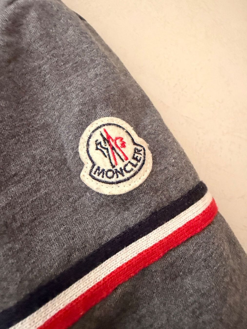 Moncler Maglioni & Felpe: Moncler Zip Hoodie – Usato da Chambésy venduto da rob_gl27 1