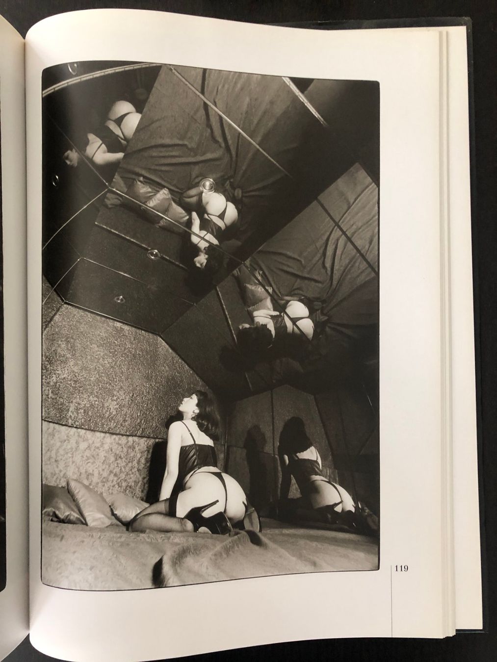 Libri: Dahmane Dressed Nudes  / Akt / Erotik – Usato da Pfäffikon ZH venduto da Waltoversand 2