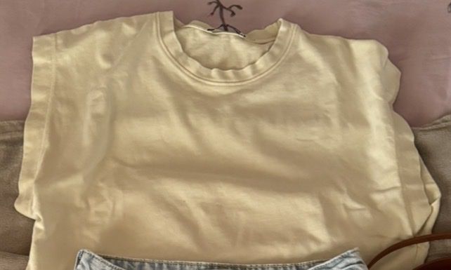 Zara T-shirt: Sommerliches DamenT-Shirt – Usato da Elsau venduto da yad_7chf 1