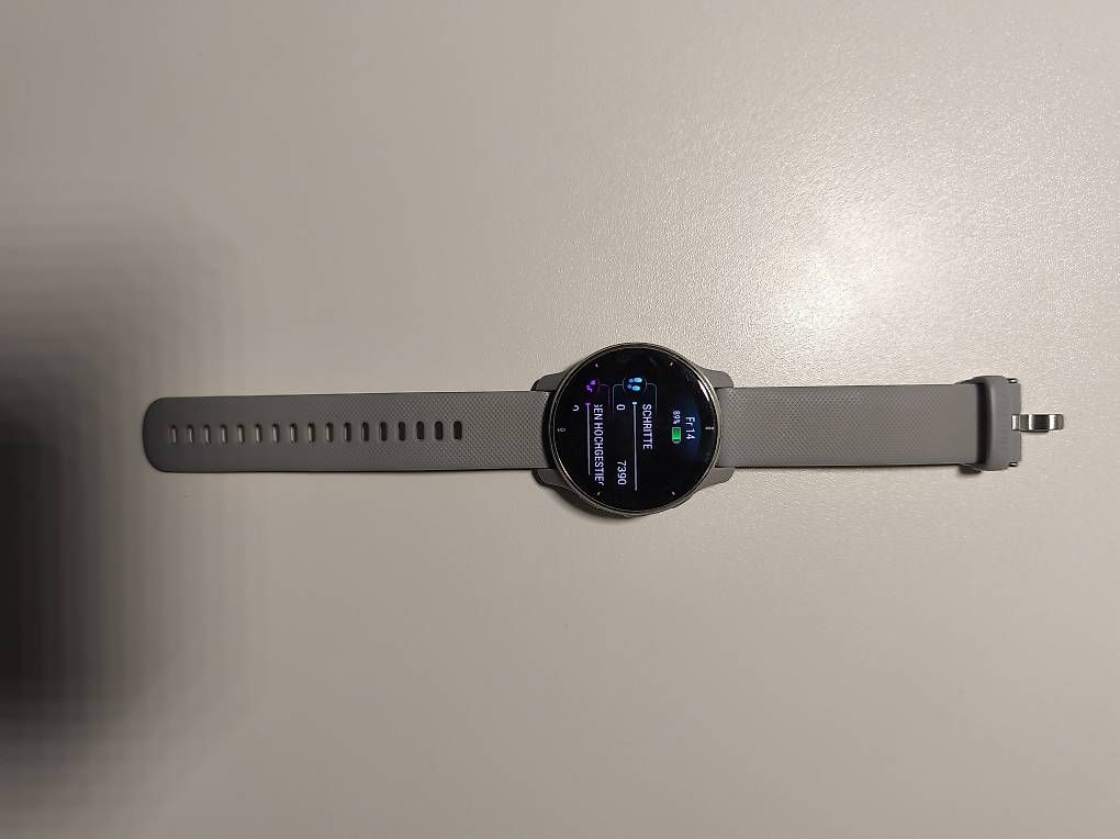 Smartwatch: Garmin Venu 2 Plus (Silber / Hellgrau) – Gebraucht aus Tuggen von kon_xtg7 1