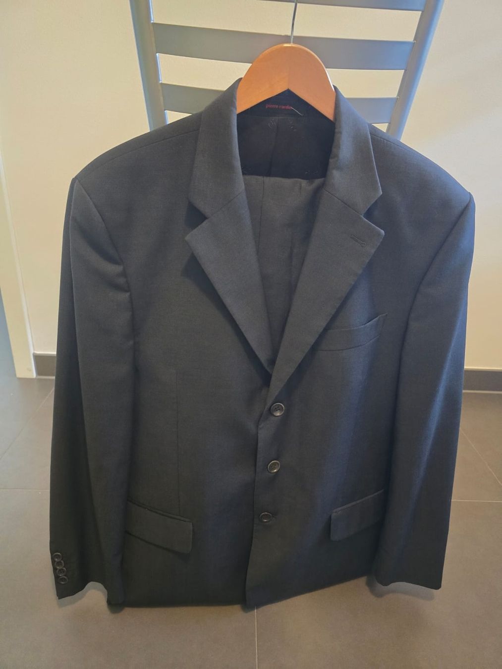 Pierre Cardin Completi: Costume anthracite Pierre Cardin taille 42 – Nuovo (secondo la descrizione) da Delémont venduto da bouboute01 1