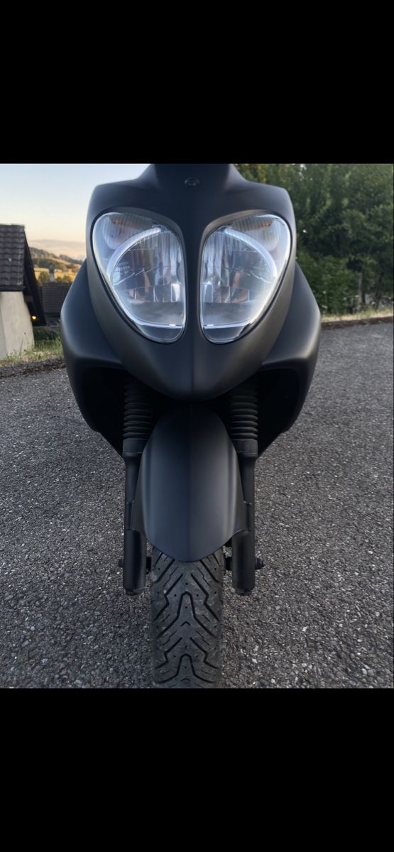 Scooters: Expertisés, parfait état, scooter 125 – Gebraucht aus Arconciel von Swiss-Starlights 2