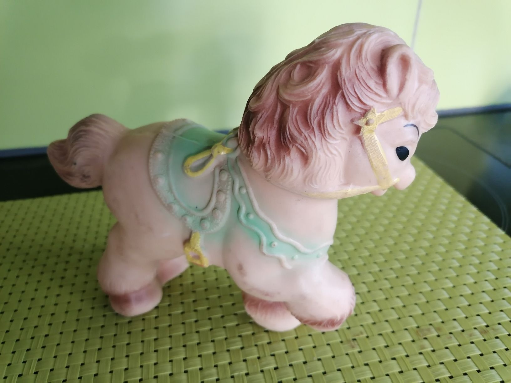 Jouets: Quitschfigur Circus Pferd – D'occasion à Biberist par troedlerheinz 1
