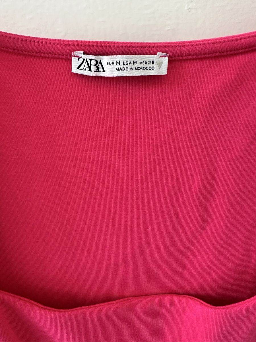 Zara Kleider: Zara Kleid pink Kurzarm eckiger Ausschnitt Grösse M – Gebraucht aus Basel von ben_pvk7 1