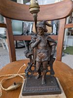 Antike Figur Skulptur für Lampe
