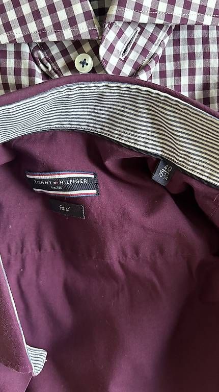Chemises: Hemd Tommy Hilfiger Grösse 40  – D'occasion à Subingen par Broedu79 1