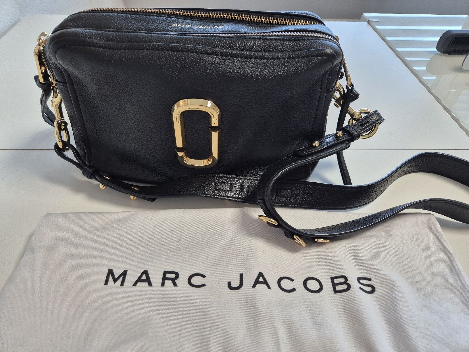 Marc Jacobs Taschen für Damen: Marc Jacobs The Softshot 27 – Neu (gemäss Beschreibung) aus Basel von SBAW