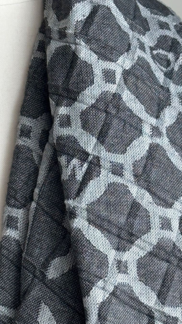 Marc Cain Foulards & écharpes: Schal – Neuf (Voir description) à Mörschwil par Mirka019 3