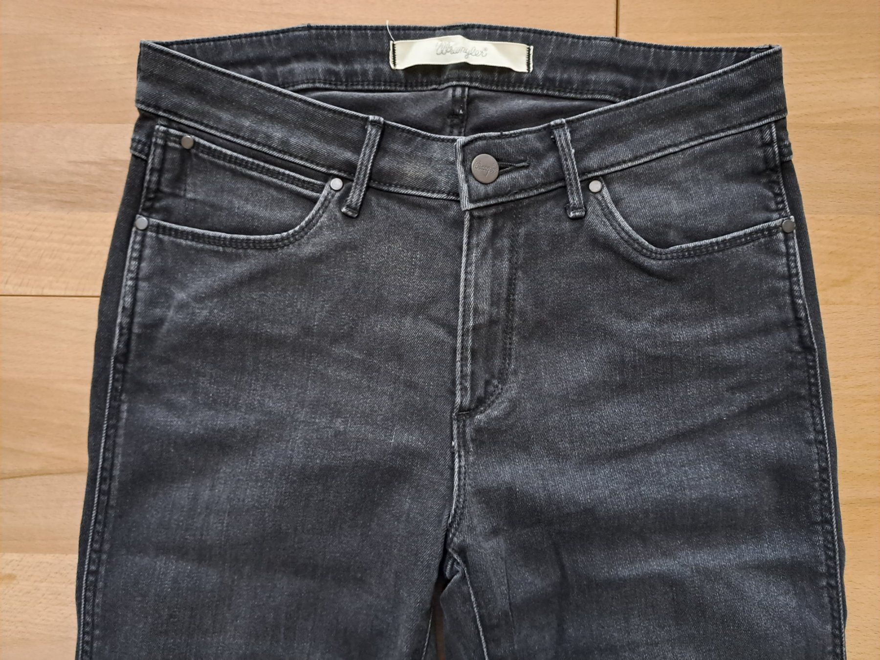 Levi's Jeans: Wrangler Evalyn W29 L32 – Usato da Meyrin venduto da dijin 4