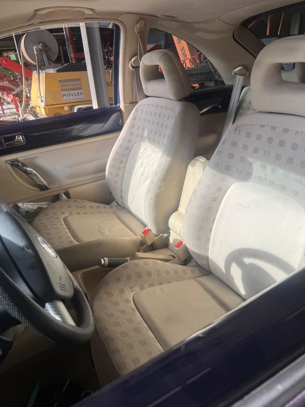 VW Automobili: VW Beetel 2.0 Automat – Usato da Glashütten venduto da Rambodiisli 2