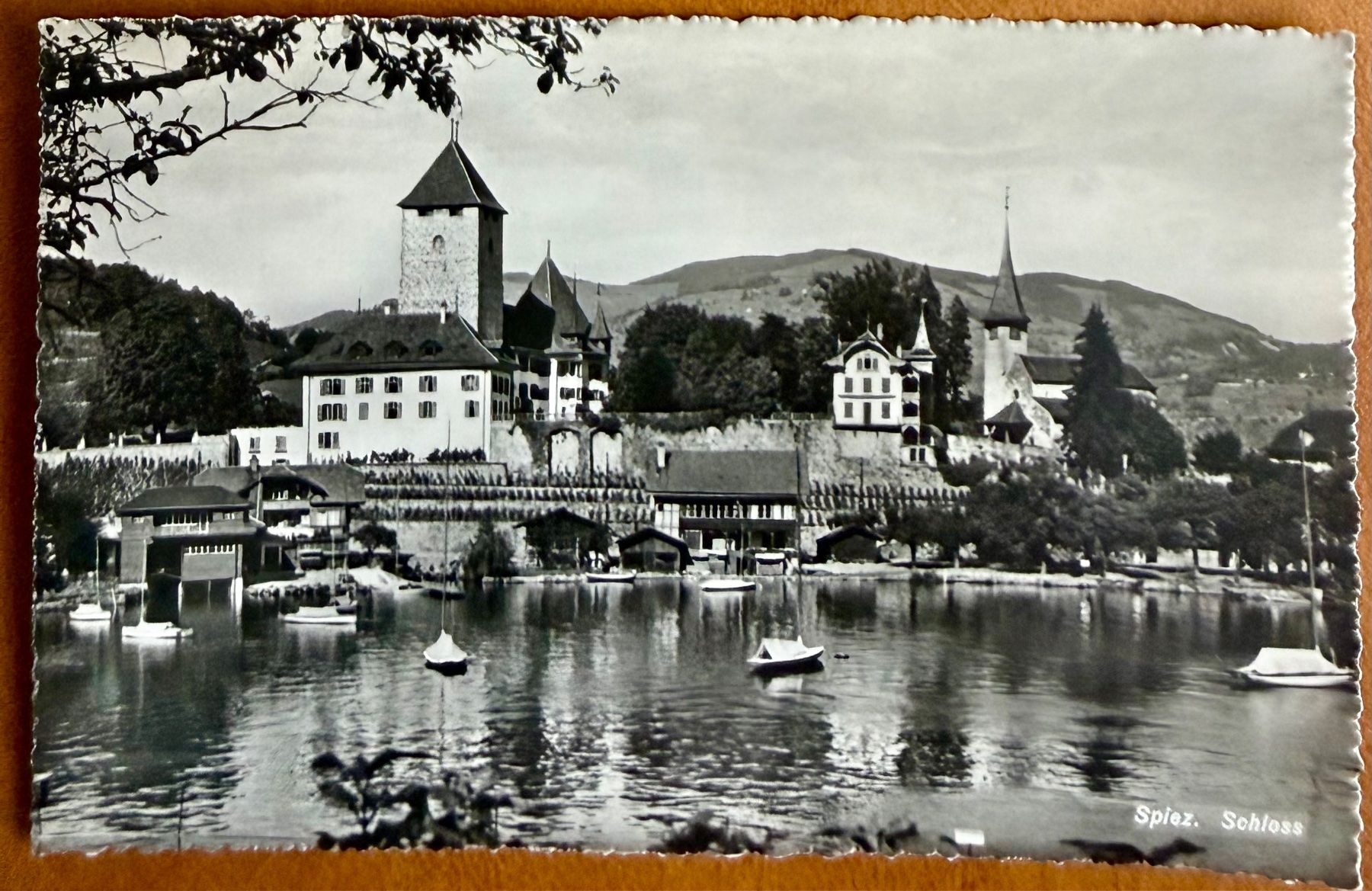 Cartoline postali: Spiez - 1943 – Usato da Lutry venduto da Ediego